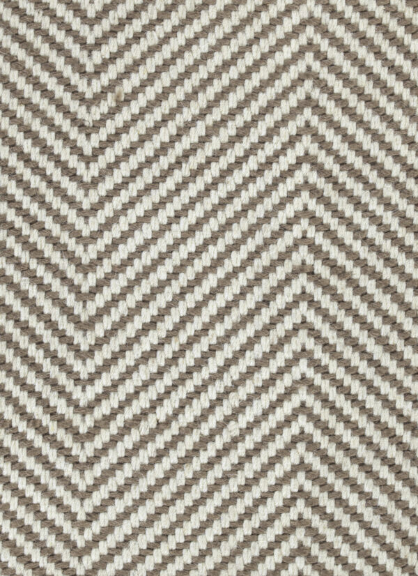 83439