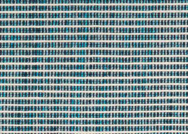83104